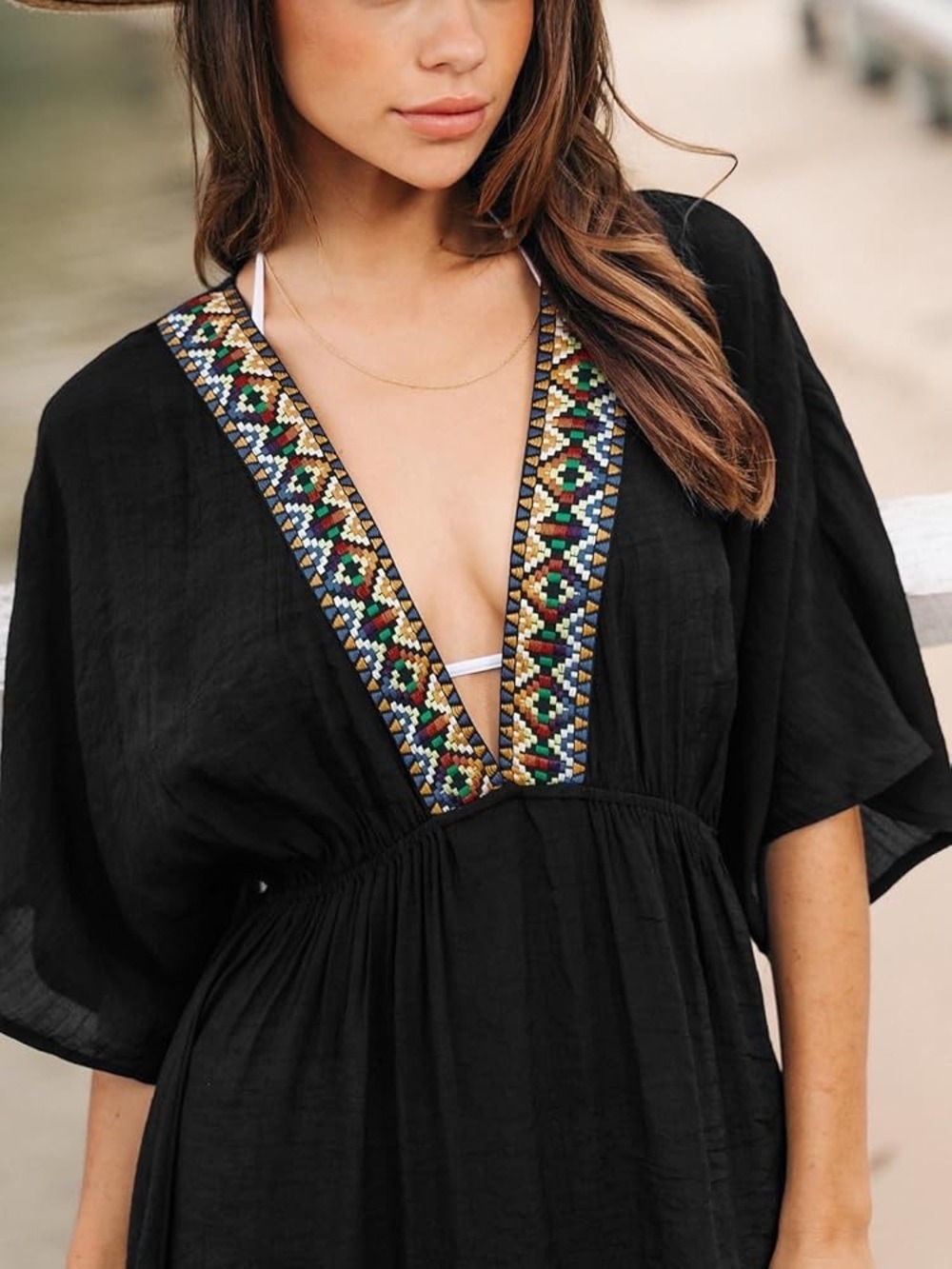NWT Cupshe V Neck, Embroidered Swimwear Cover Up Size Medium - Picture 2 of 9